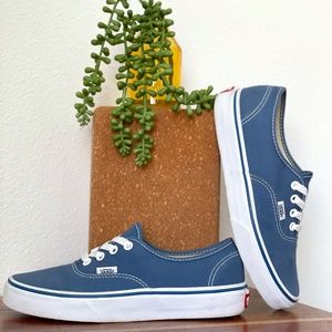 BRAND NEW Vans Authentics Sneakers Navy Sz 7.5